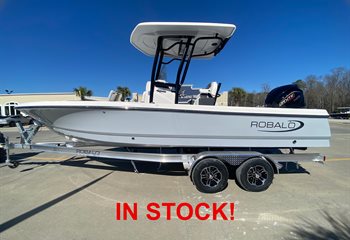 2024 Robalo 226 Cayman Alloy Boat